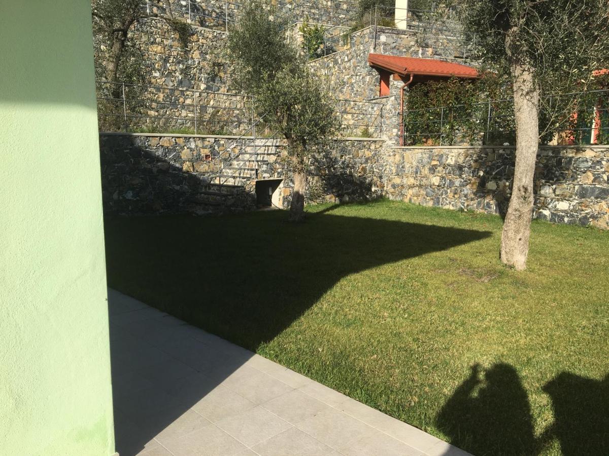 Villa Degli Ulivi キアーヴァリ エクステリア 写真